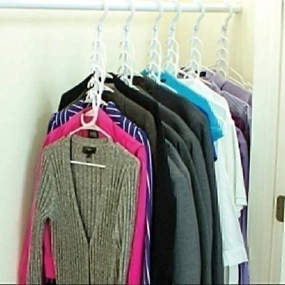 5 Wonder Hangers. Amazing space saving closet organizer